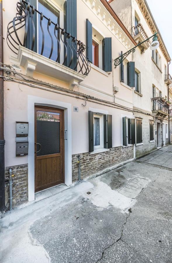 Ca' Laura - Murano Centro - 10 Min From Venice Exterior foto